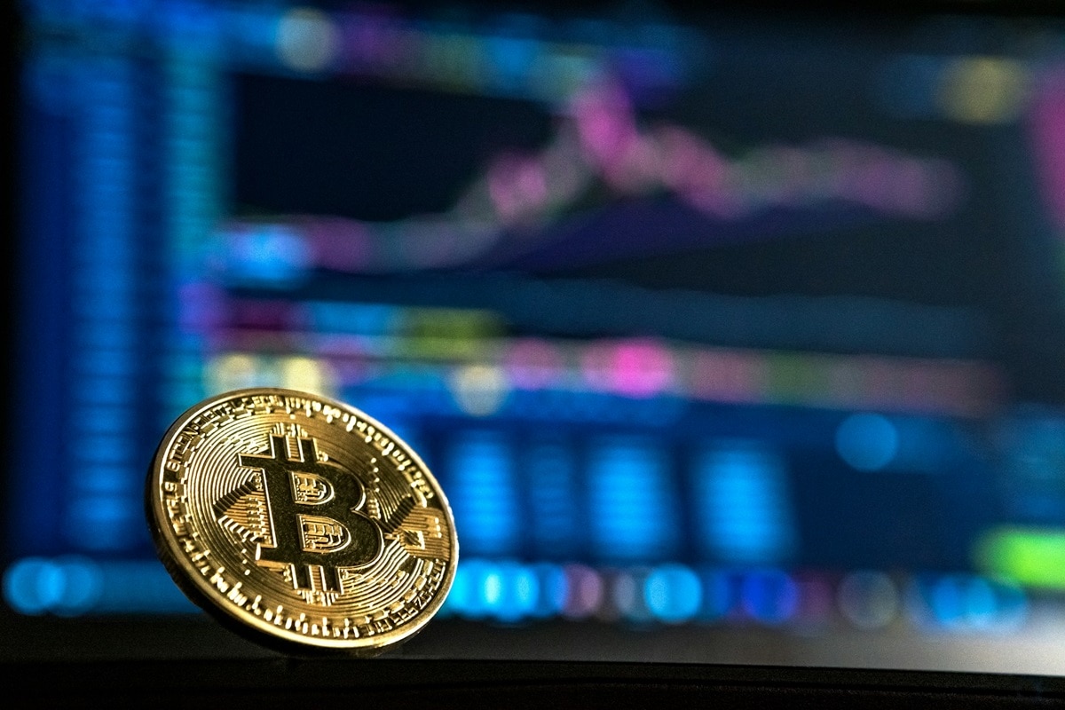 Bitcoin Drops to 11-Day Low 